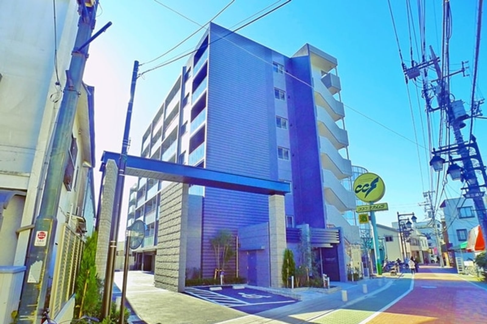 コンフォリア西新井