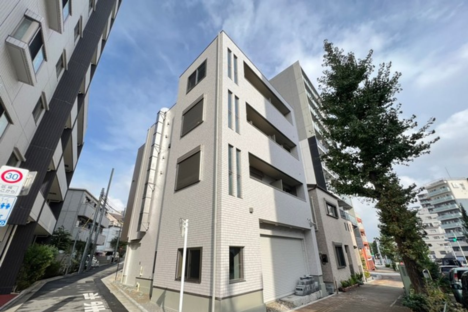 アウローラ王子本町