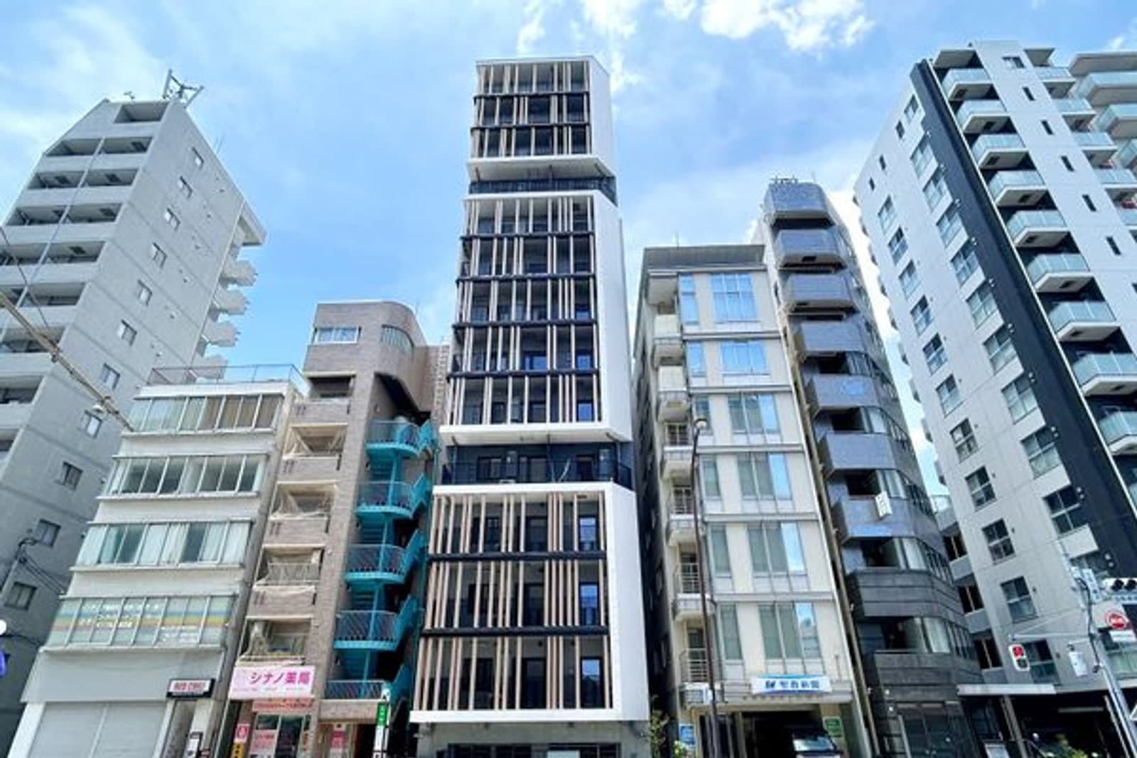 サンウッドフラッツ新宿四谷三丁目