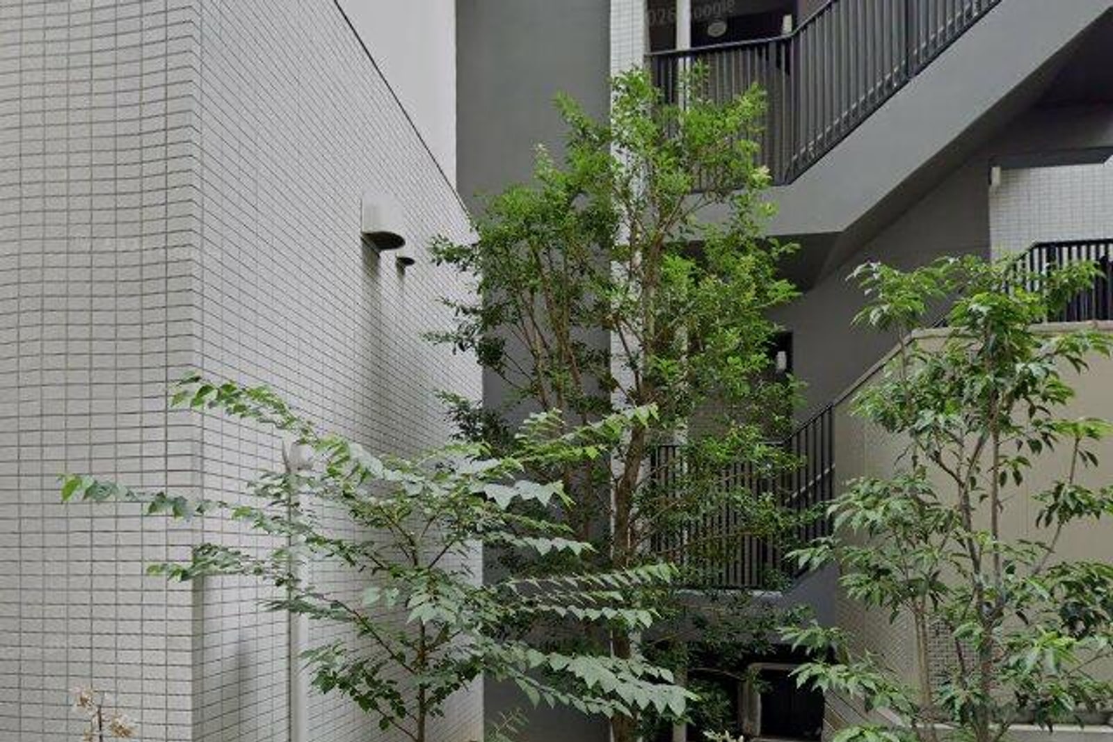 リブクオーレ神保町