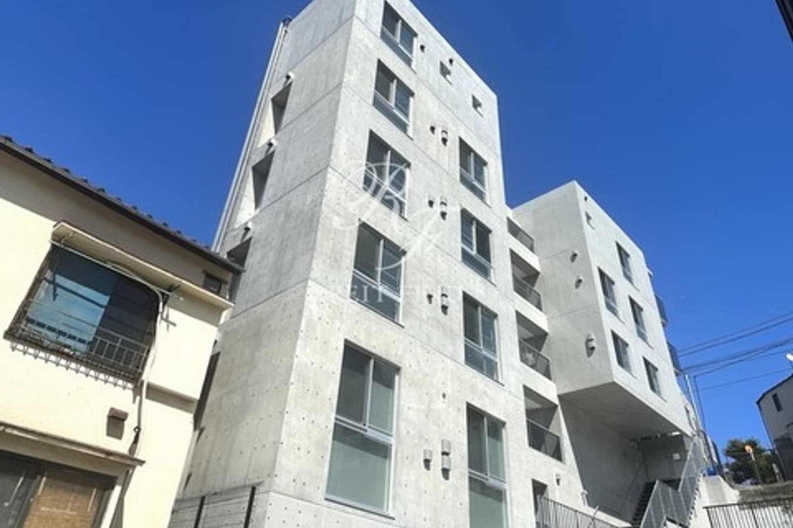 エスセナーリオ牛込柳町